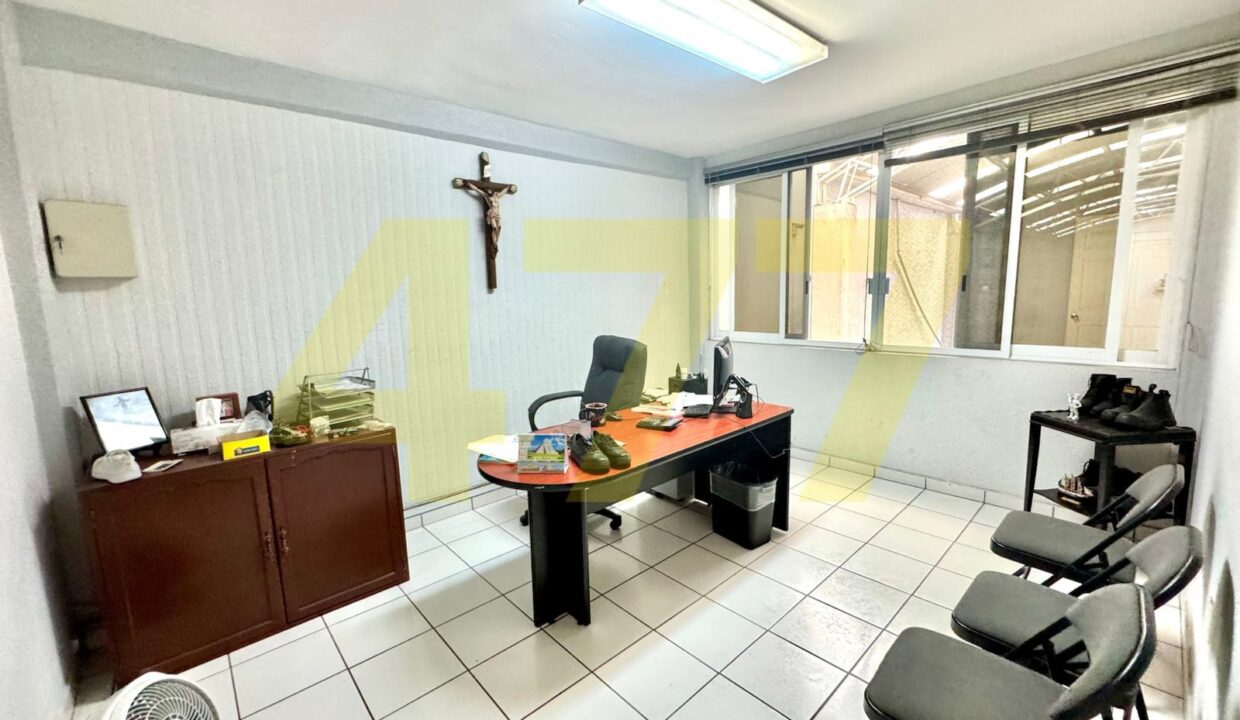 WhatsApp Image 2024-10-14 at 7.49.48 PM (1)