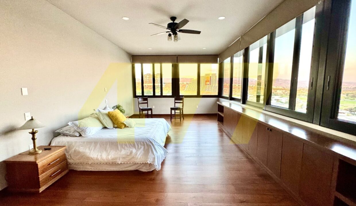 WhatsApp Image 2024-10-16 at 10.18.46 AM (2)