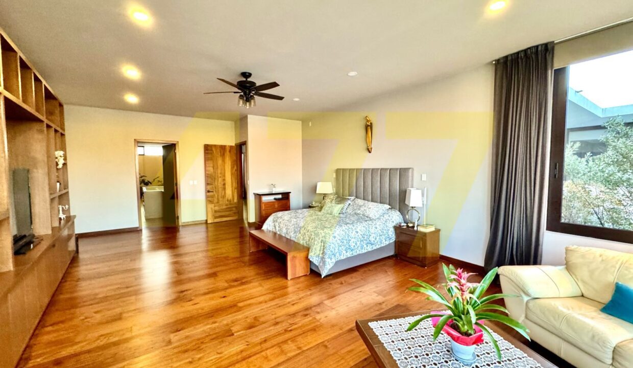 WhatsApp Image 2024-10-16 at 10.18.46 AM (6)