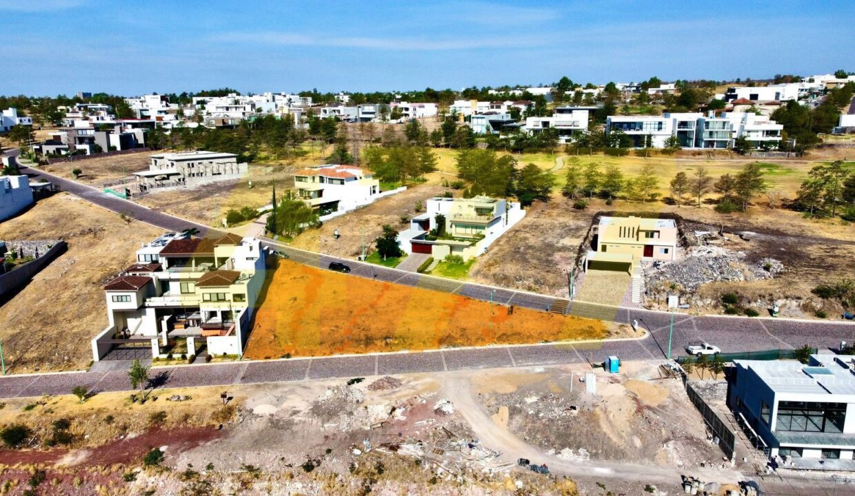 WhatsApp Image 2024-10-31 at 8.04.26 PM (2)