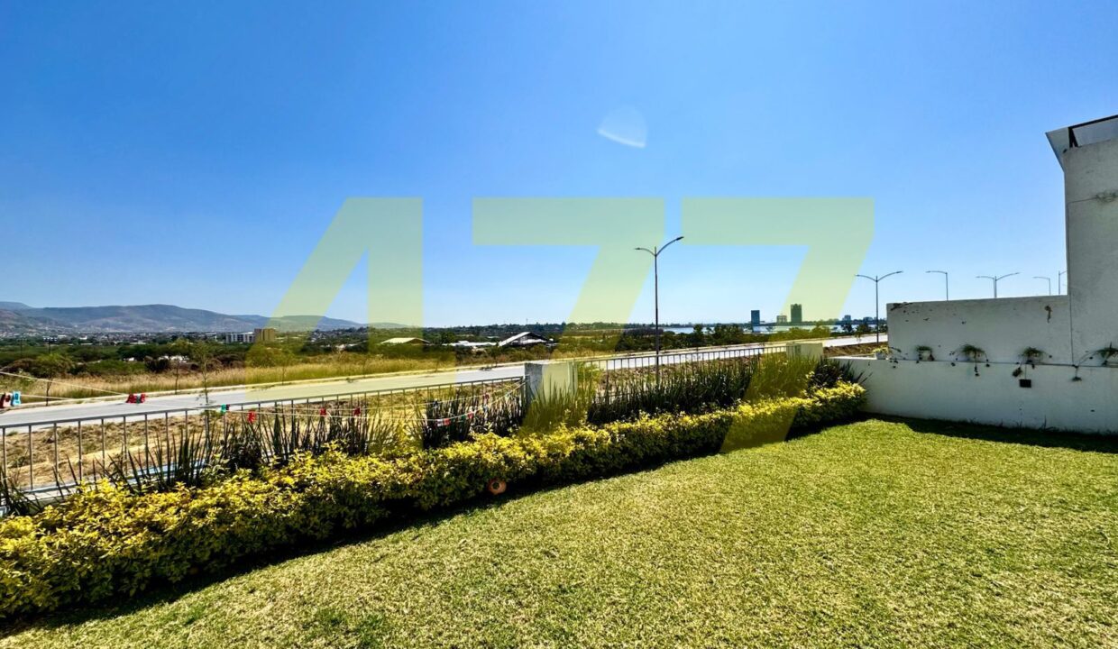 WhatsApp Image 2024-11-12 at 6.10.44 PM (2)