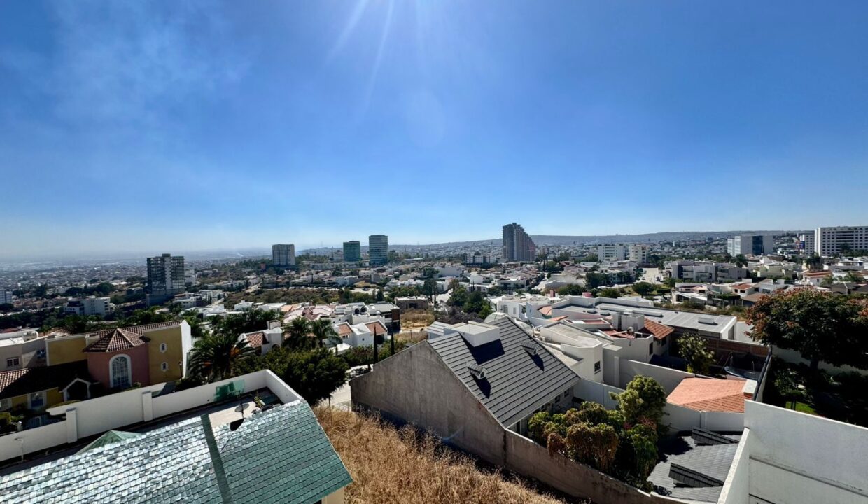 WhatsApp Image 2024-11-29 at 8.27.59 PM (4)