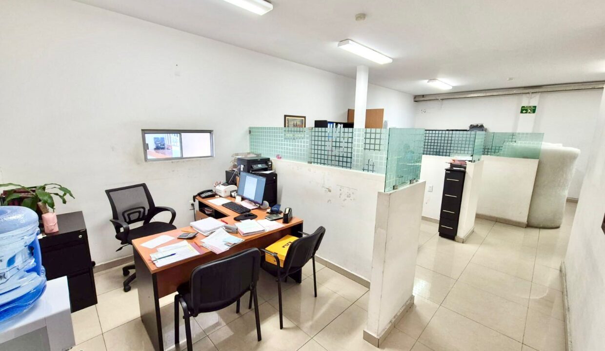 WhatsApp Image 2024-12-19 at 6.17.08 PM (2)