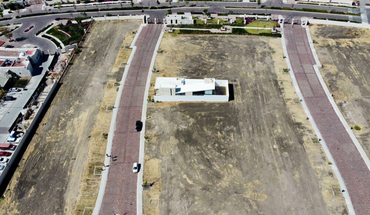 WhatsApp Image 2025-01-20 at 9.38.30 PM (2)