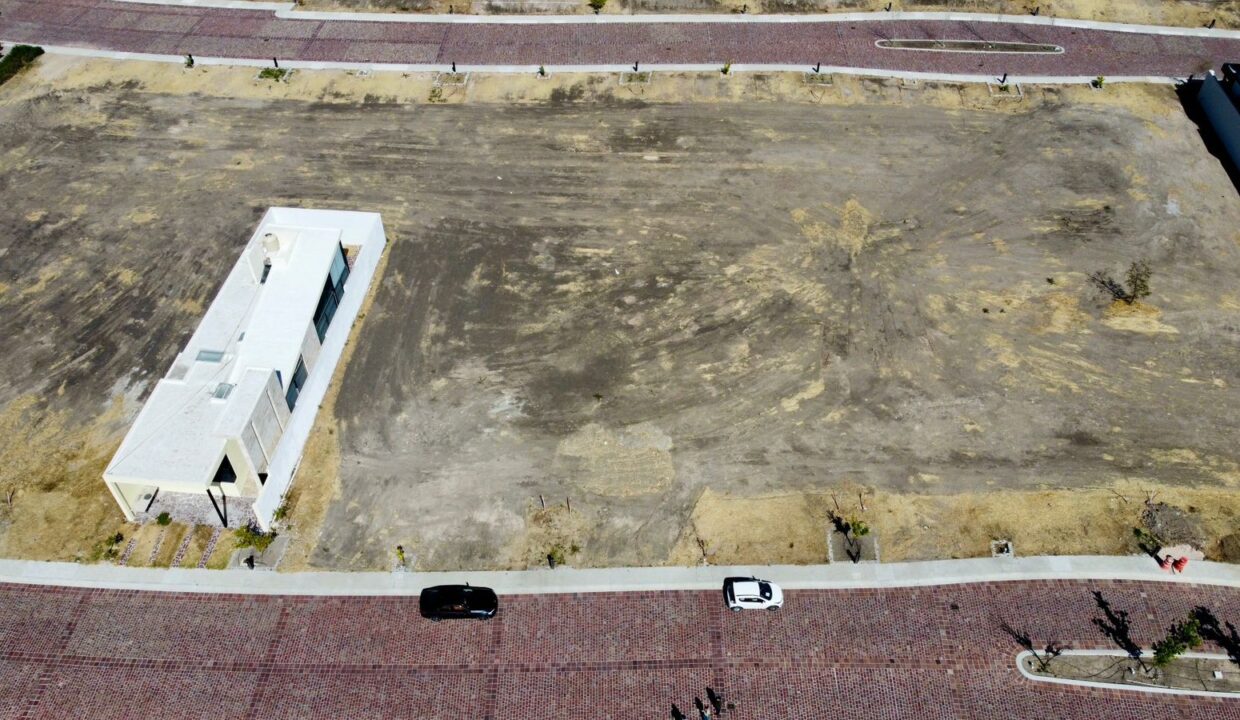 WhatsApp Image 2025-01-20 at 9.38.30 PM (3)