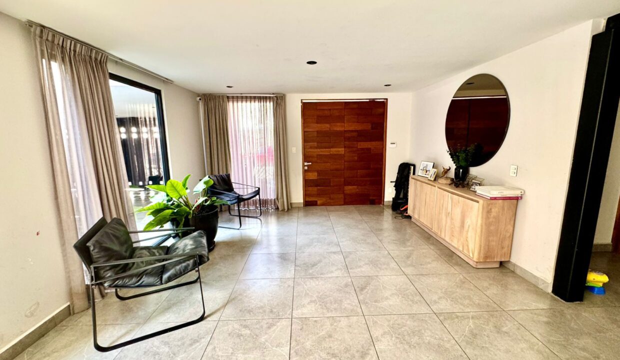 WhatsApp Image 2025-01-31 at 12.47.08 PM (2)