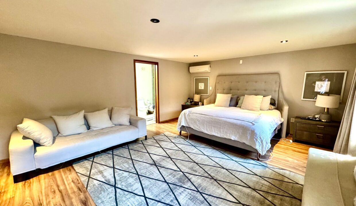 WhatsApp Image 2025-01-31 at 12.47.09 PM (3)