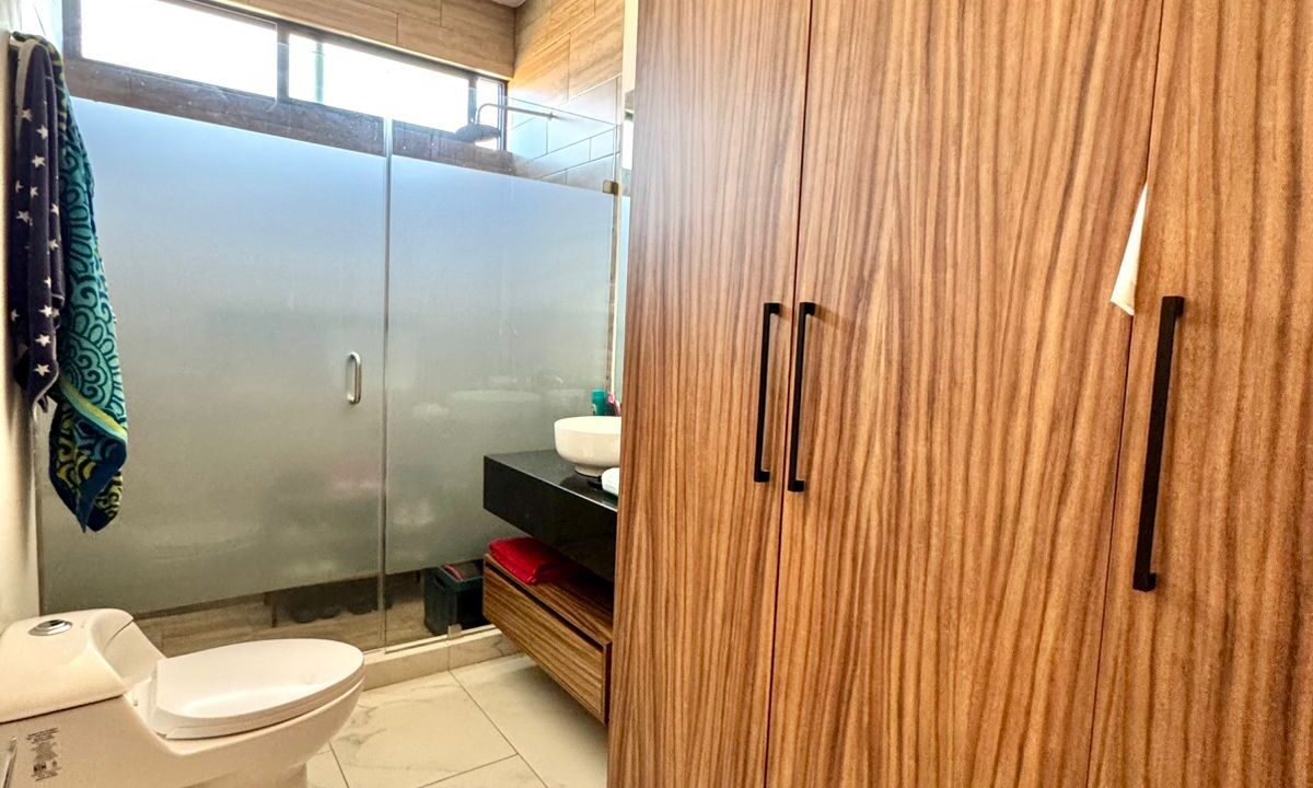 WhatsApp Image 2025-02-07 at 6.47.51 PM