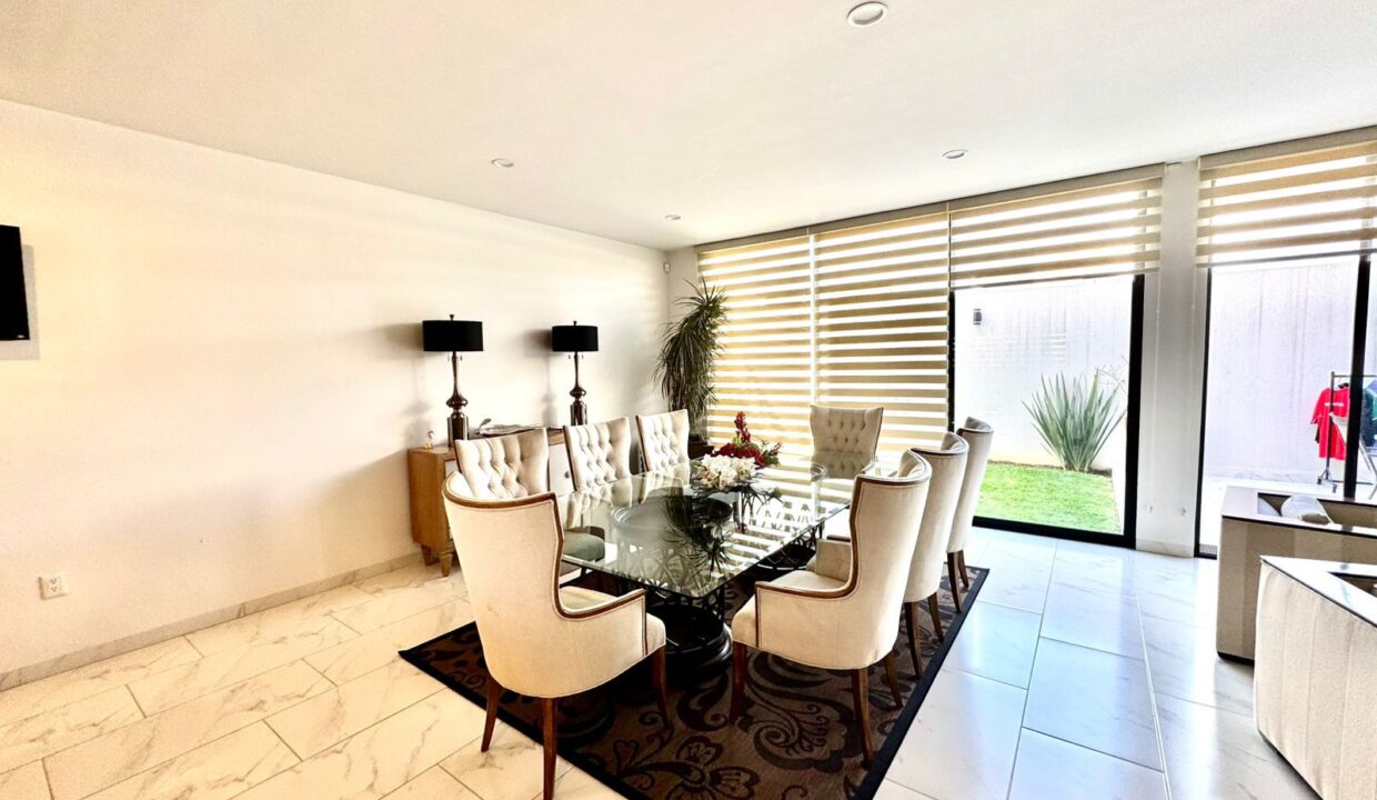 WhatsApp Image 2025-02-07 at 6.47.51 PM (5)