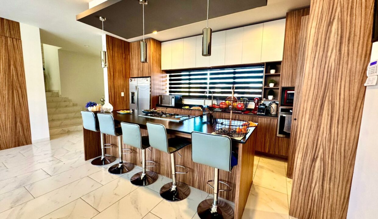 WhatsApp Image 2025-02-07 at 6.47.51 PM (7)