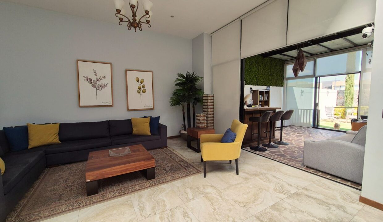 WhatsApp Image 2025-02-12 at 12.44.17 PM