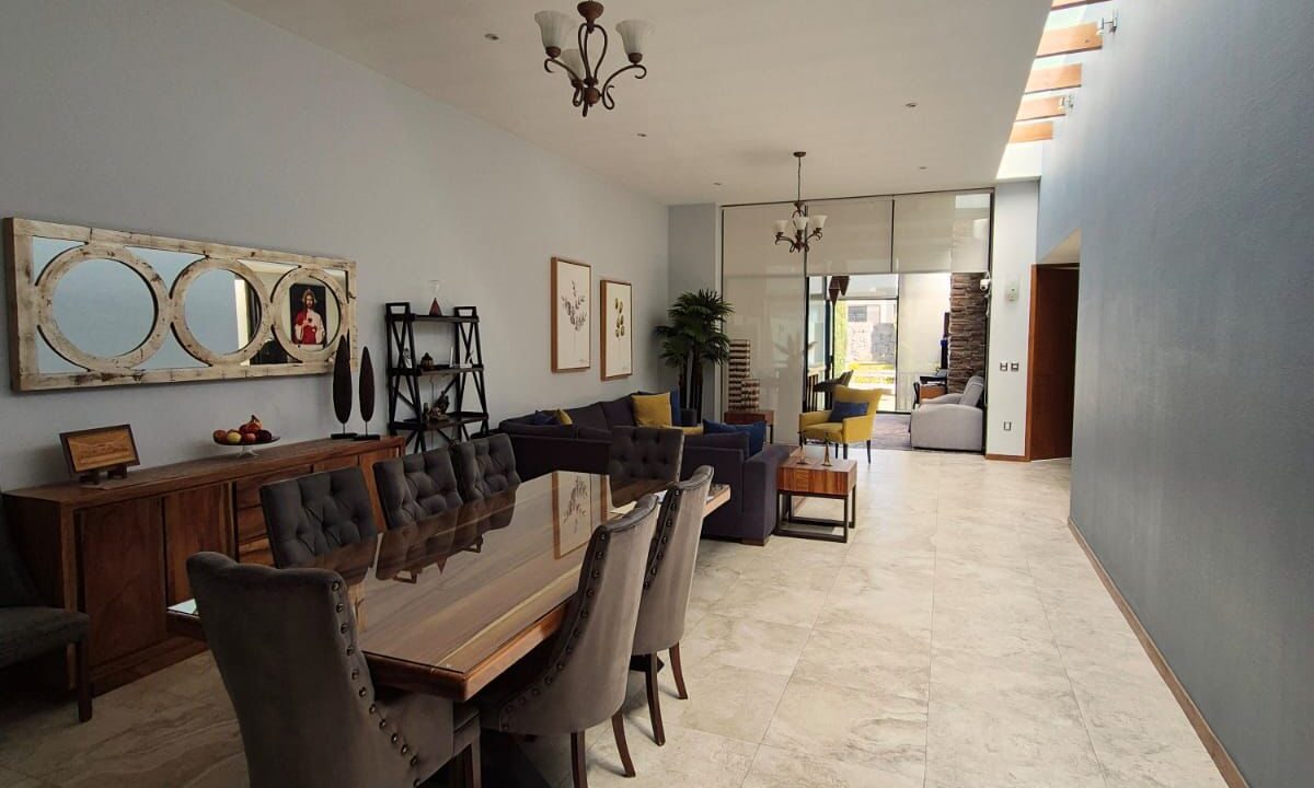 WhatsApp Image 2025-02-12 at 12.44.17 PM (2)