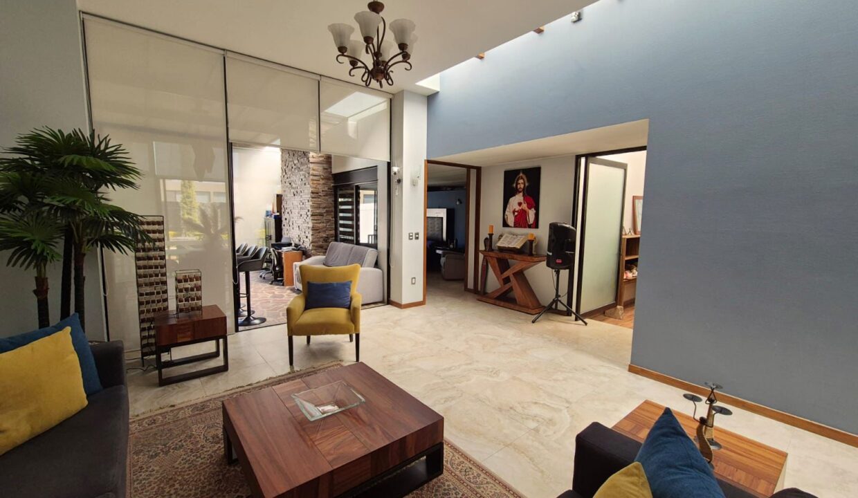 WhatsApp Image 2025-02-12 at 12.44.18 PM (1)