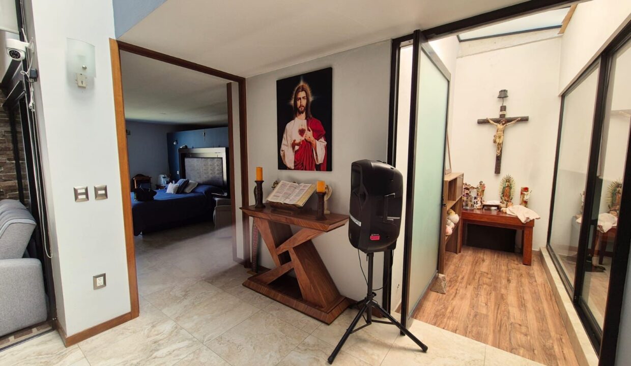 WhatsApp Image 2025-02-12 at 12.44.18 PM