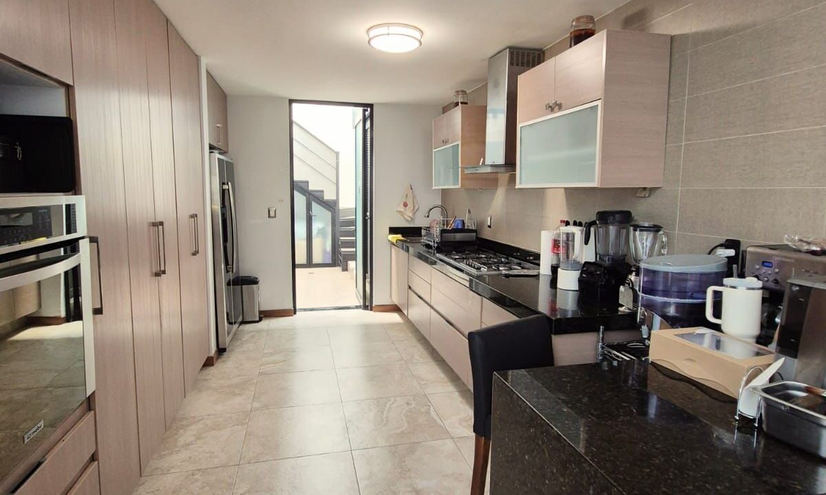 WhatsApp Image 2025-02-12 at 12.44.19 PM (1)