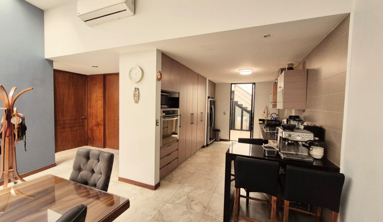 WhatsApp Image 2025-02-12 at 12.44.19 PM (3)