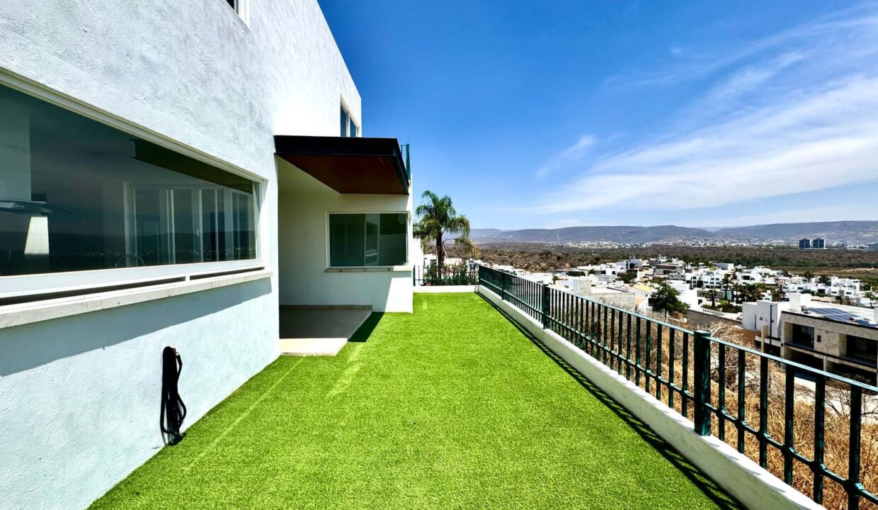 WhatsApp Image 2025-03-25 at 3.51.41 PM