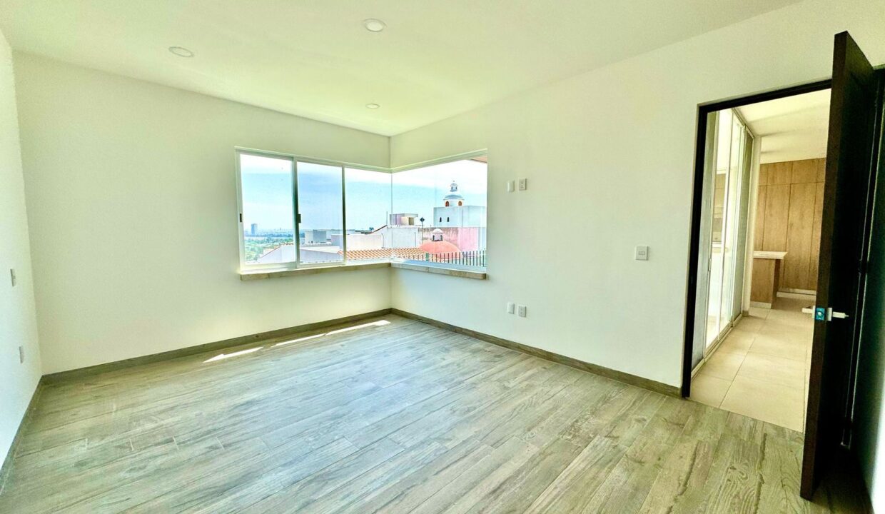 WhatsApp Image 2025-03-25 at 3.51.44 PM (3)