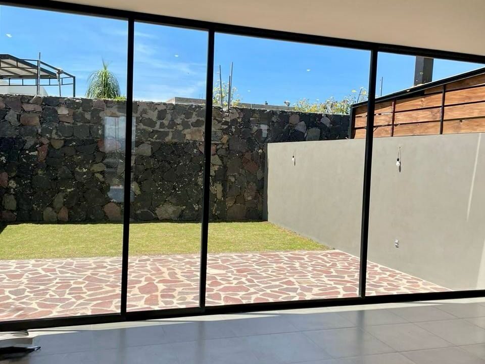 WhatsApp Image 2025-04-11 at 9.00.03 AM