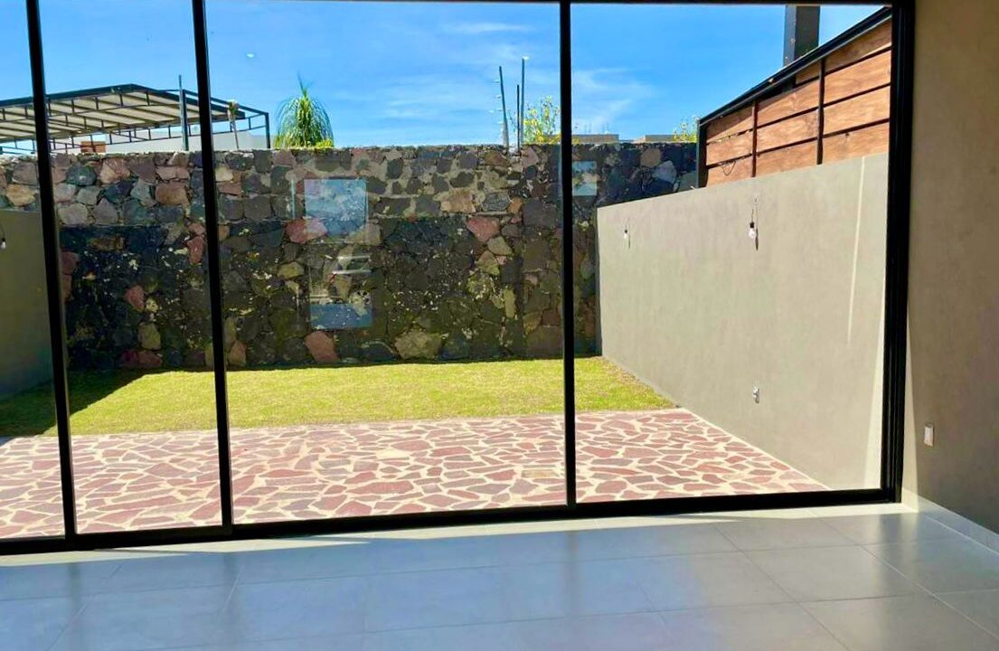 WhatsApp Image 2025-04-11 at 9.00.04 AM (3)