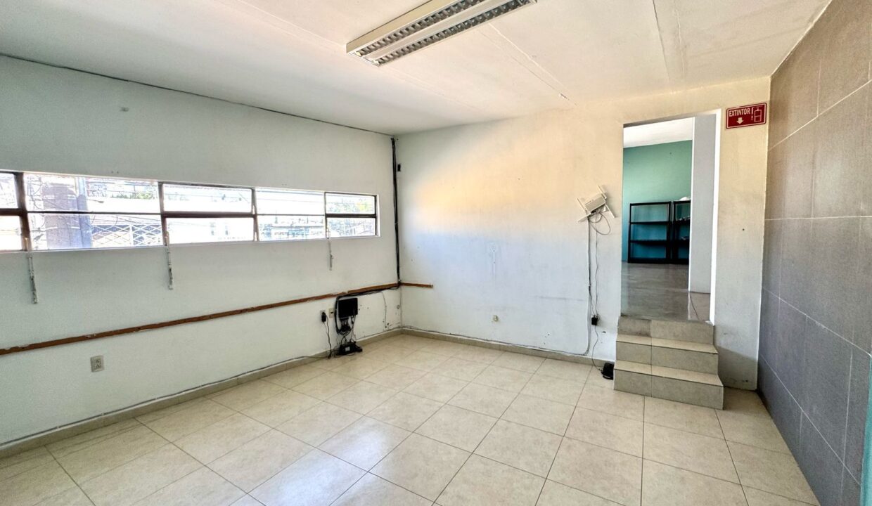 WhatsApp Image 2025-04-11 at 9.01.29 AM (1)