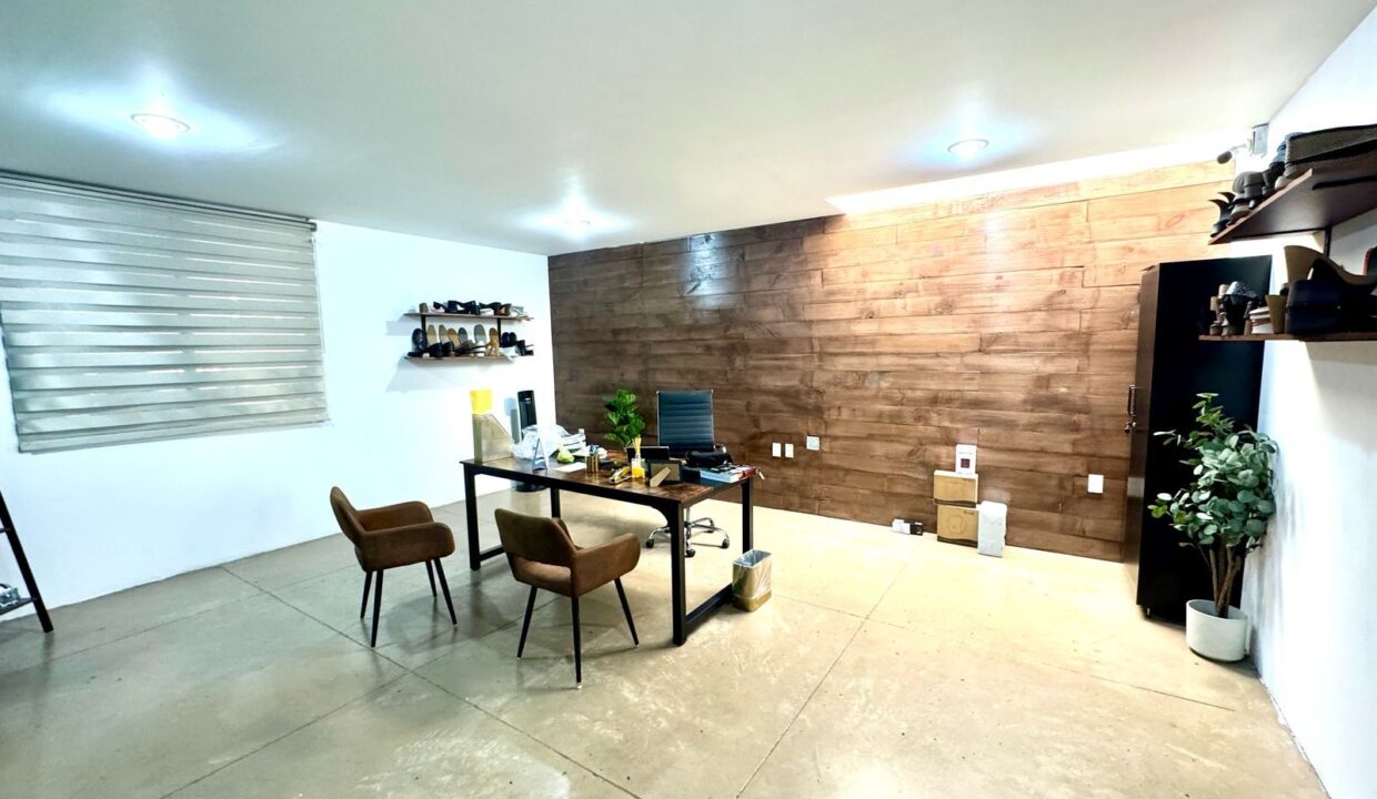 WhatsApp Image 2025-04-11 at 9.01.29 AM (3)