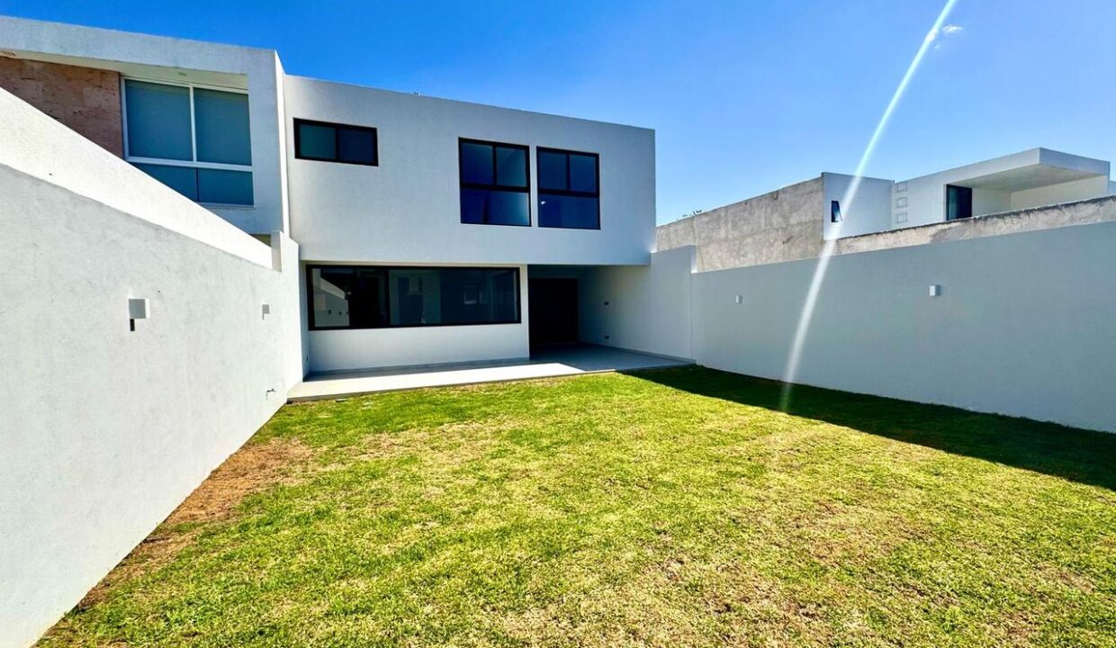 WhatsApp Image 2025-04-14 at 4.20.51 PM (6)