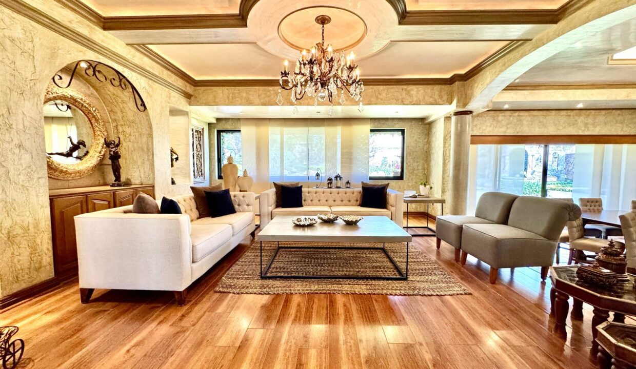 WhatsApp Image 2025-04-29 at 4.30.45 PM (2)