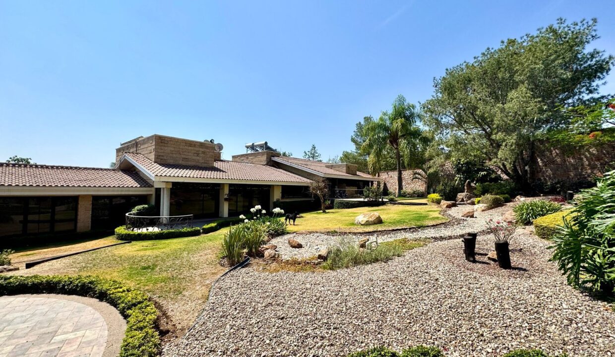 WhatsApp Image 2025-04-29 at 4.30.46 PM