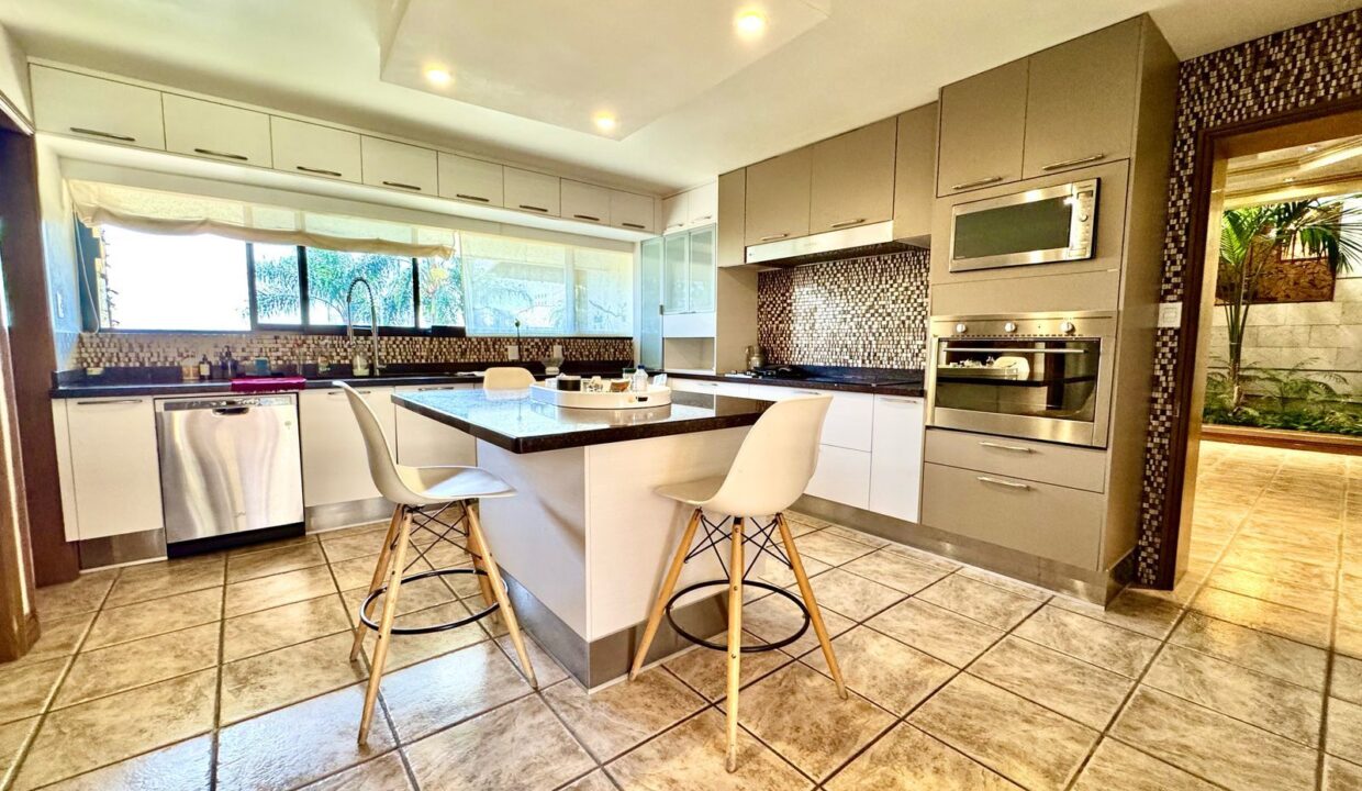 WhatsApp Image 2025-04-29 at 4.30.46 PM (7)