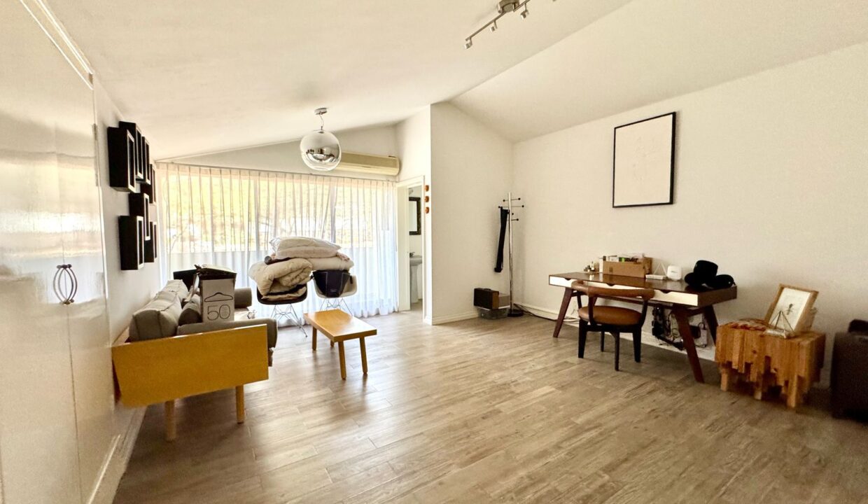 WhatsApp Image 2025-04-29 at 4.30.47 PM