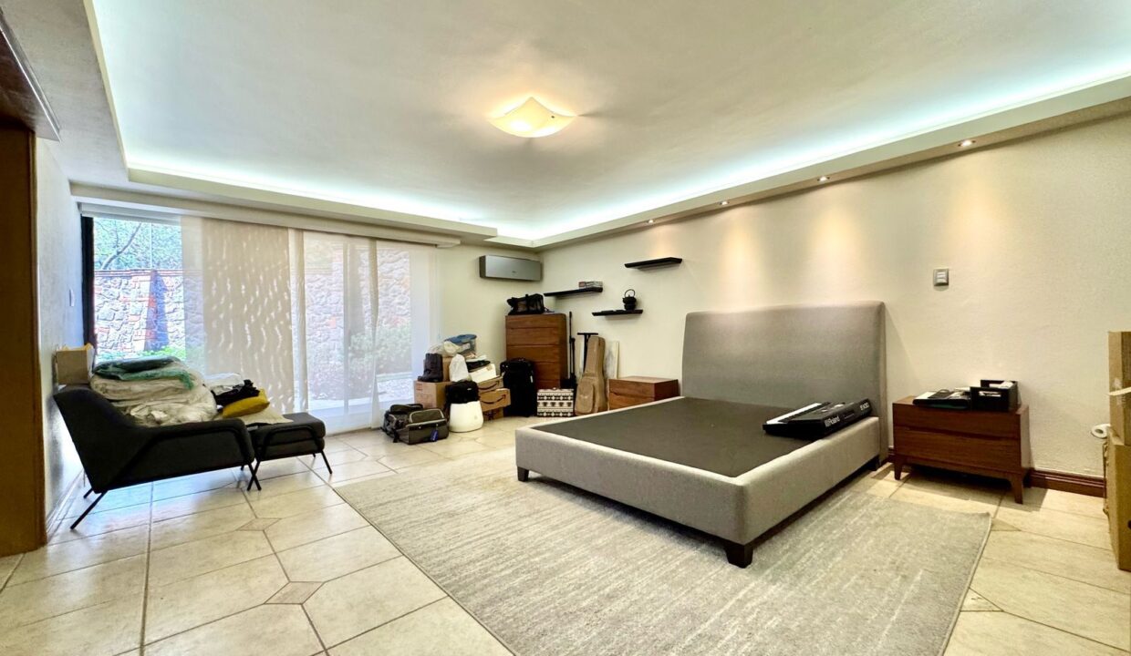 WhatsApp Image 2025-04-29 at 4.30.47 PM (3)