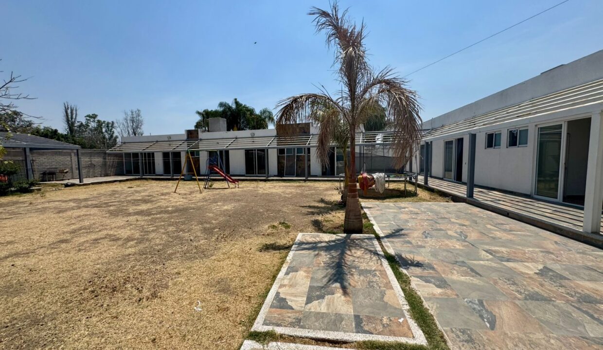 WhatsApp Image 2025-05-23 at 6.30.17 PM (2)