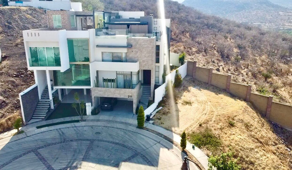 WhatsApp Image 2025-07-24 at 5.49.56 PM