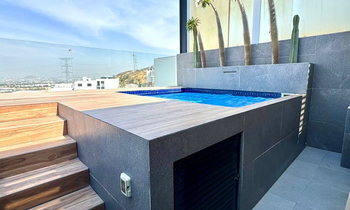 WhatsApp Image 2025-07-24 at 5.49.57 PM (2)