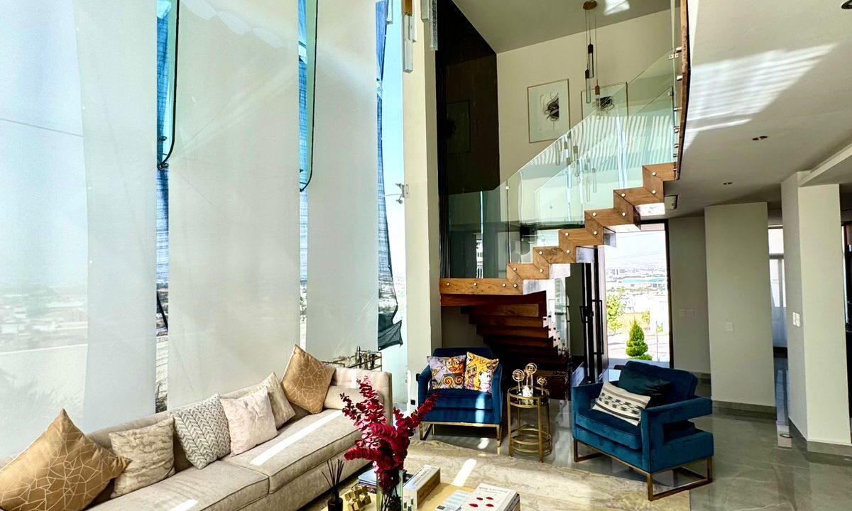 WhatsApp Image 2025-07-24 at 5.49.58 PM (1)