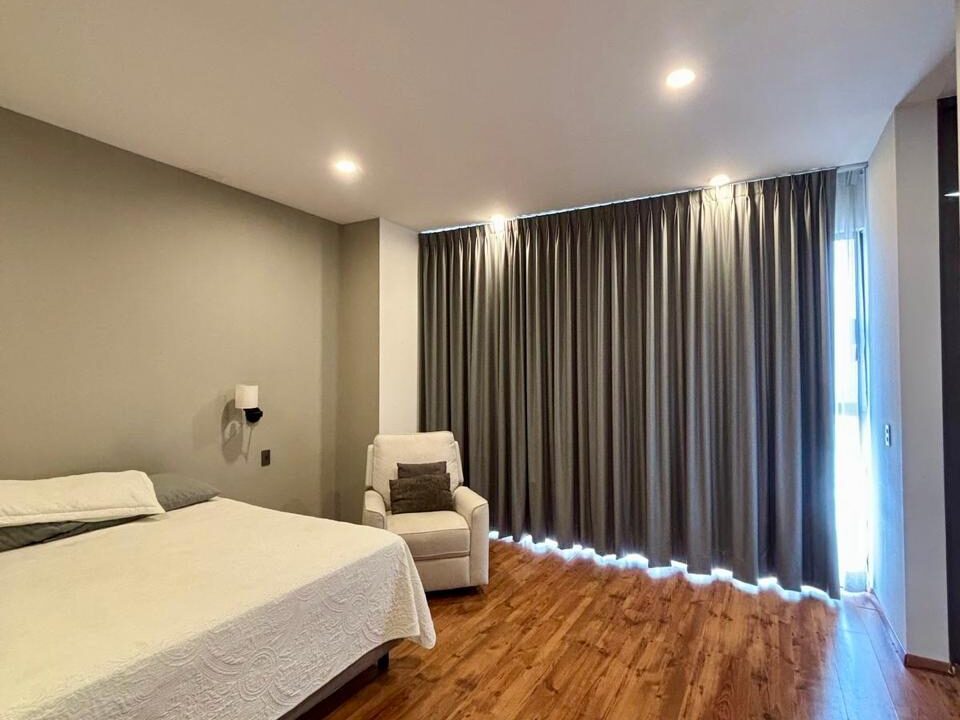 WhatsApp Image 2025-08-27 at 5.43.59 PM (1)