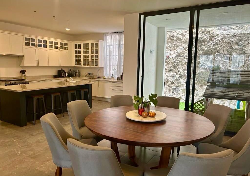 WhatsApp Image 2025-08-27 at 5.43.59 PM (2)