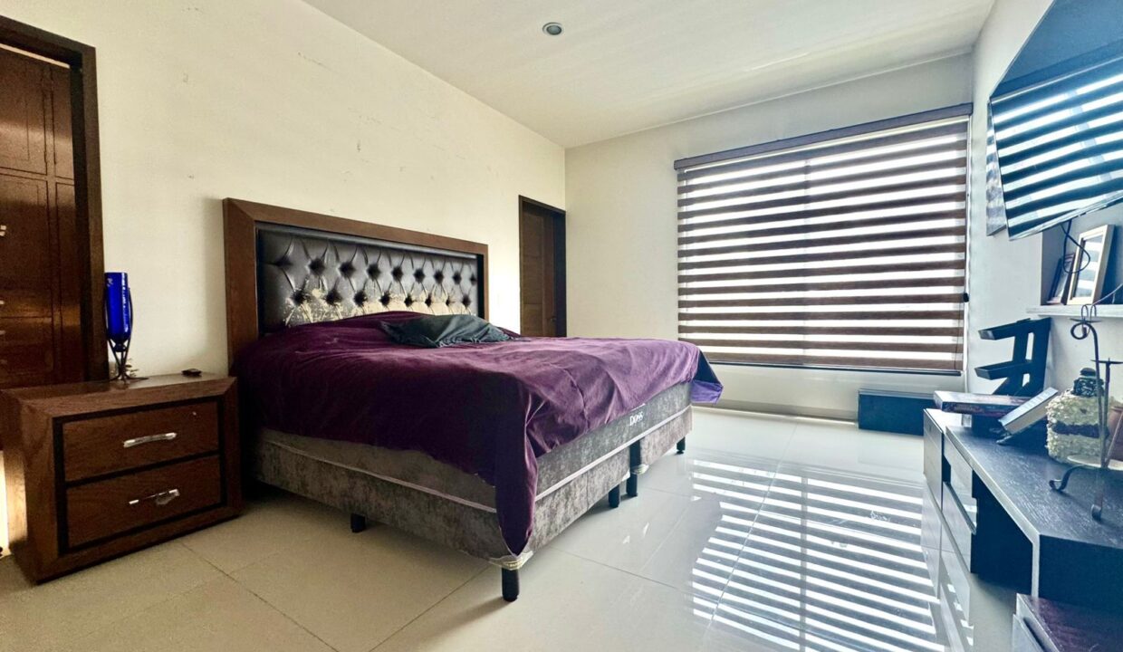 WhatsApp Image 2025-09-01 at 9.26.11 PM