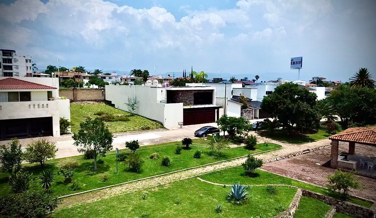 WhatsApp Image 2025-09-01 at 9.26.11 PM (3)