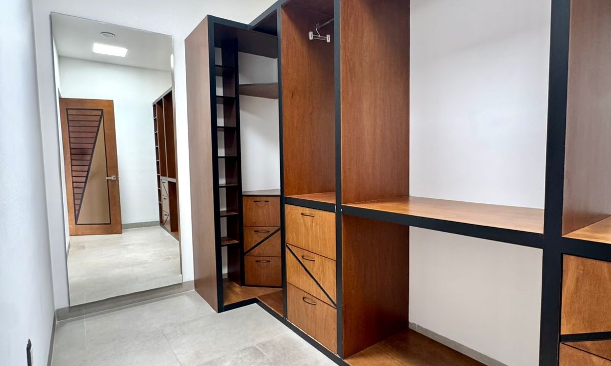 WhatsApp Image 2025-09-01 at 9.26.14 PM (1)