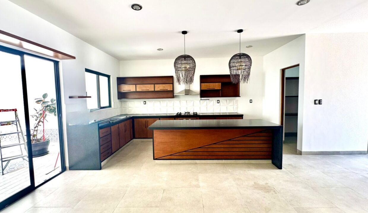 WhatsApp Image 2025-09-01 at 9.26.14 PM (3)