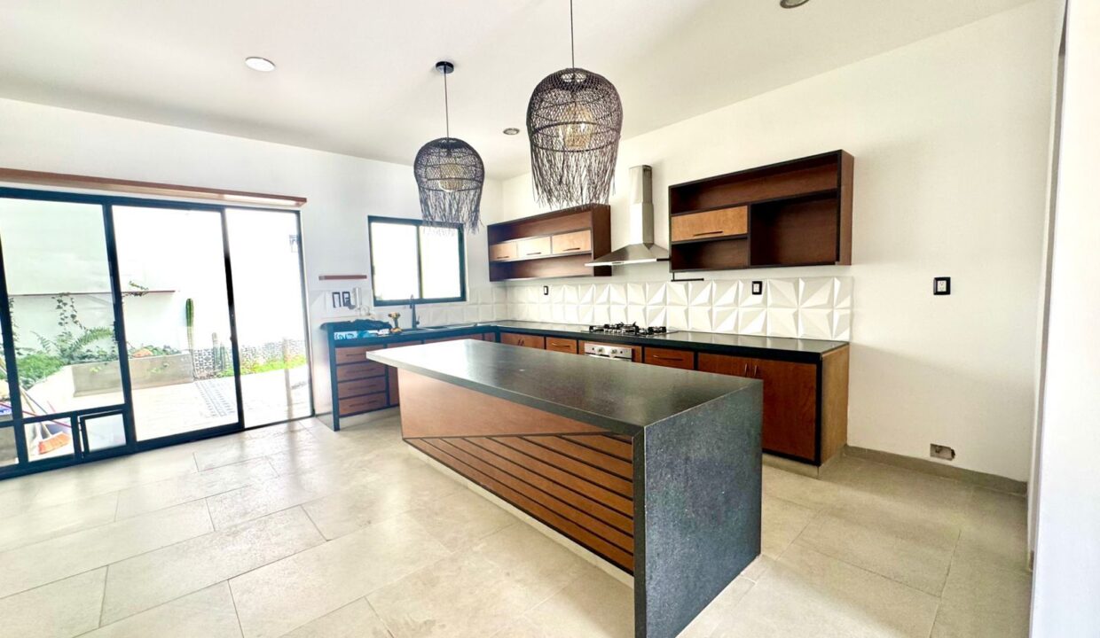 WhatsApp Image 2025-09-01 at 9.26.14 PM (4)