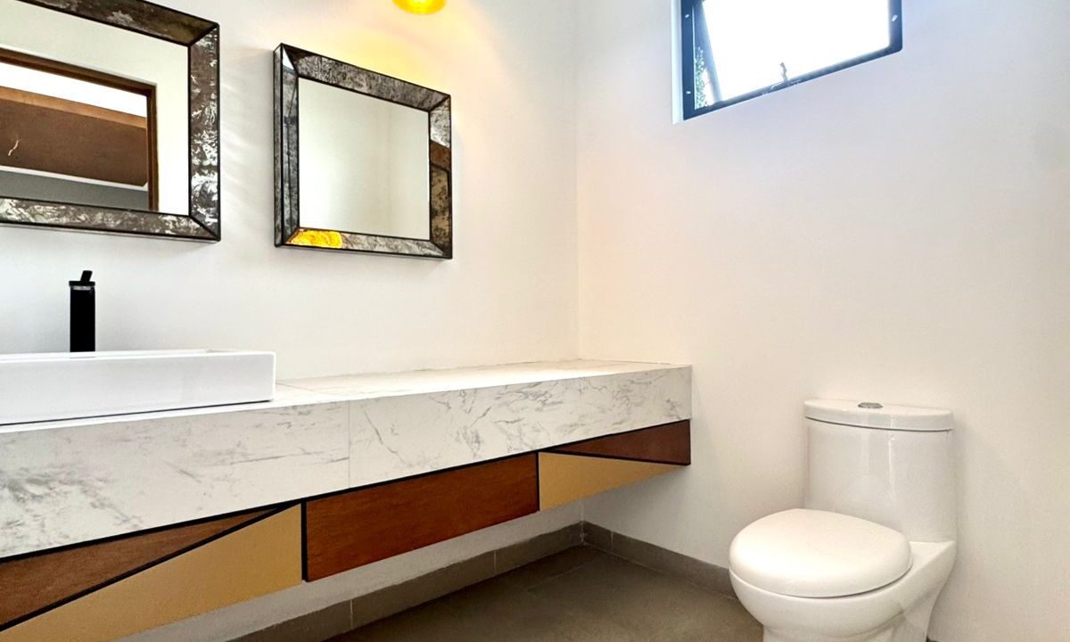 WhatsApp Image 2025-09-01 at 9.26.15 PM (2)