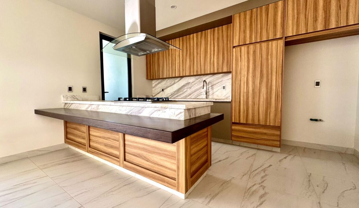 WhatsApp Image 2025-10-20 at 8.18.33 PM (2)