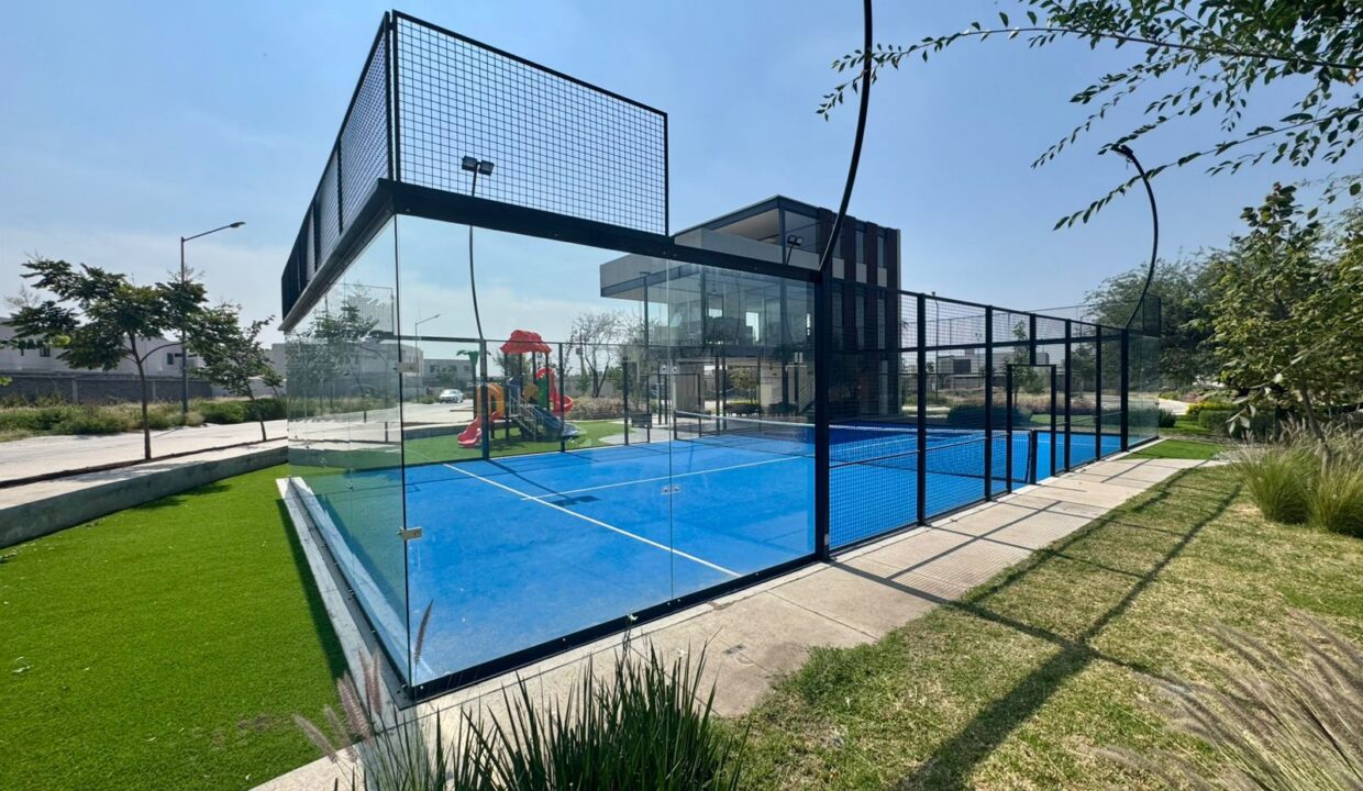 WhatsApp Image 2025-10-20 at 8.18.35 PM (2)