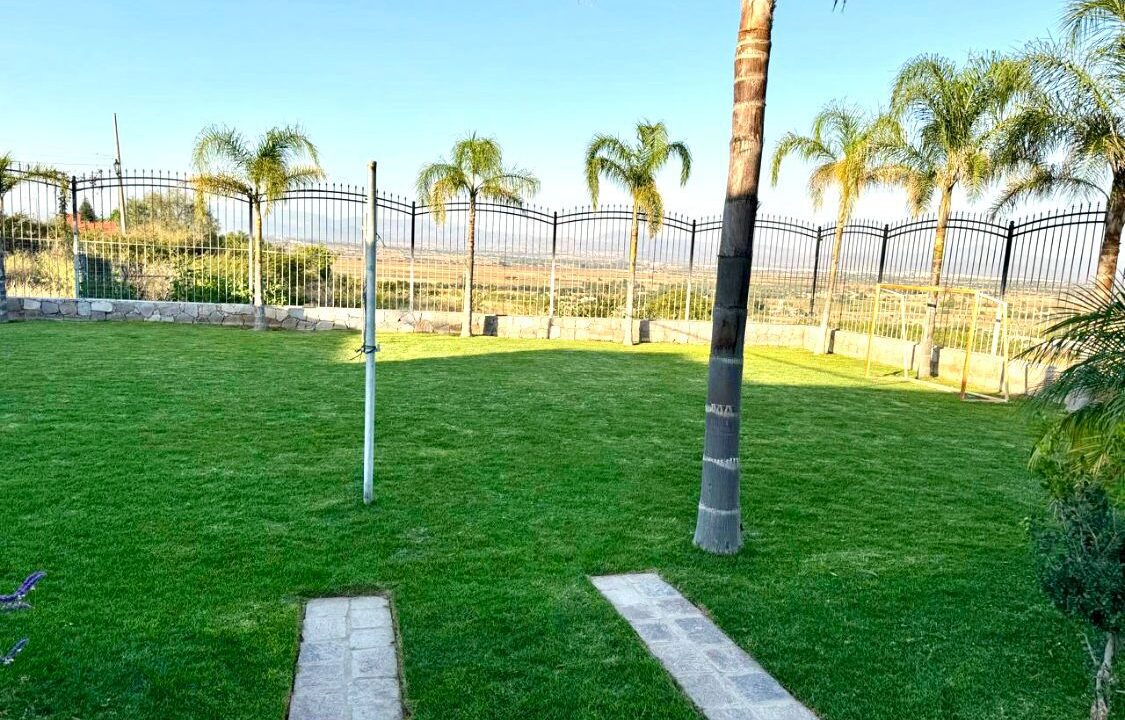 WhatsApp Image 2025-10-23 at 1.01.46 PM (2)