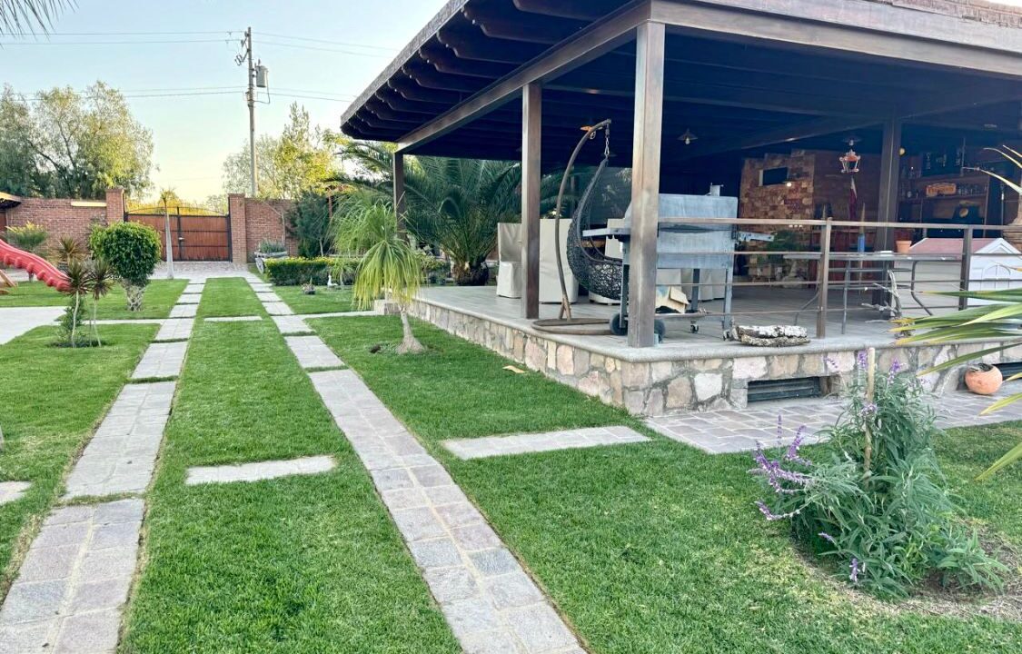 WhatsApp Image 2025-10-23 at 1.01.46 PM (4)