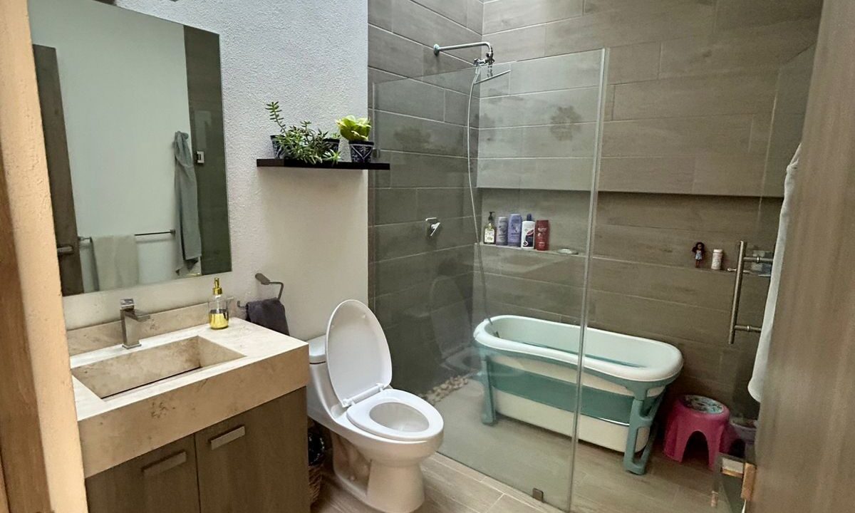 WhatsApp Image 2025-10-30 at 5.35.54 PM (1) - copia