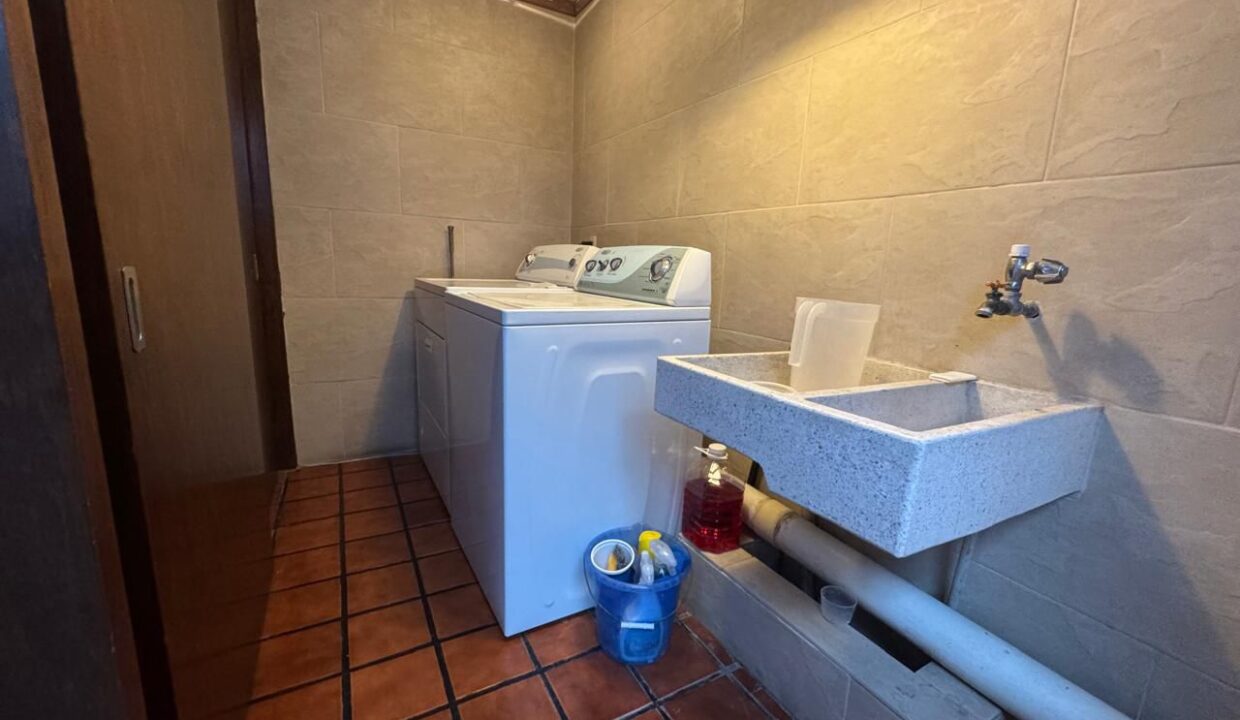 WhatsApp Image 2025-11-25 at 9.52.21 AM (2)